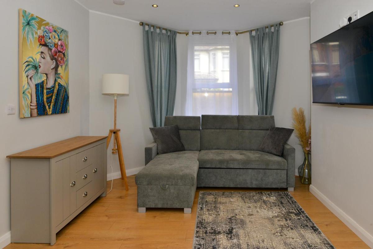 Esterville Apartments 1 And 2 Bedrooms Hot Tub Availability Belfast Dış mekan fotoğraf