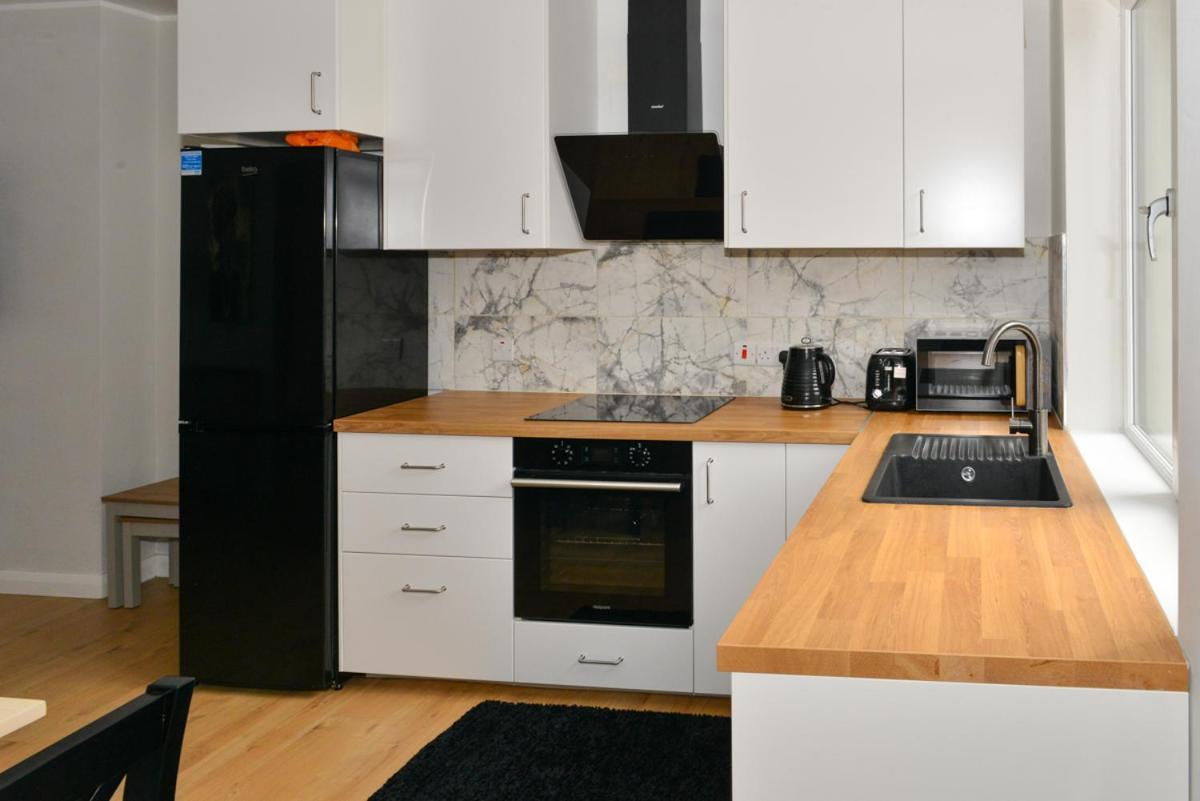 Esterville Apartments 1 And 2 Bedrooms Hot Tub Availability Belfast Dış mekan fotoğraf