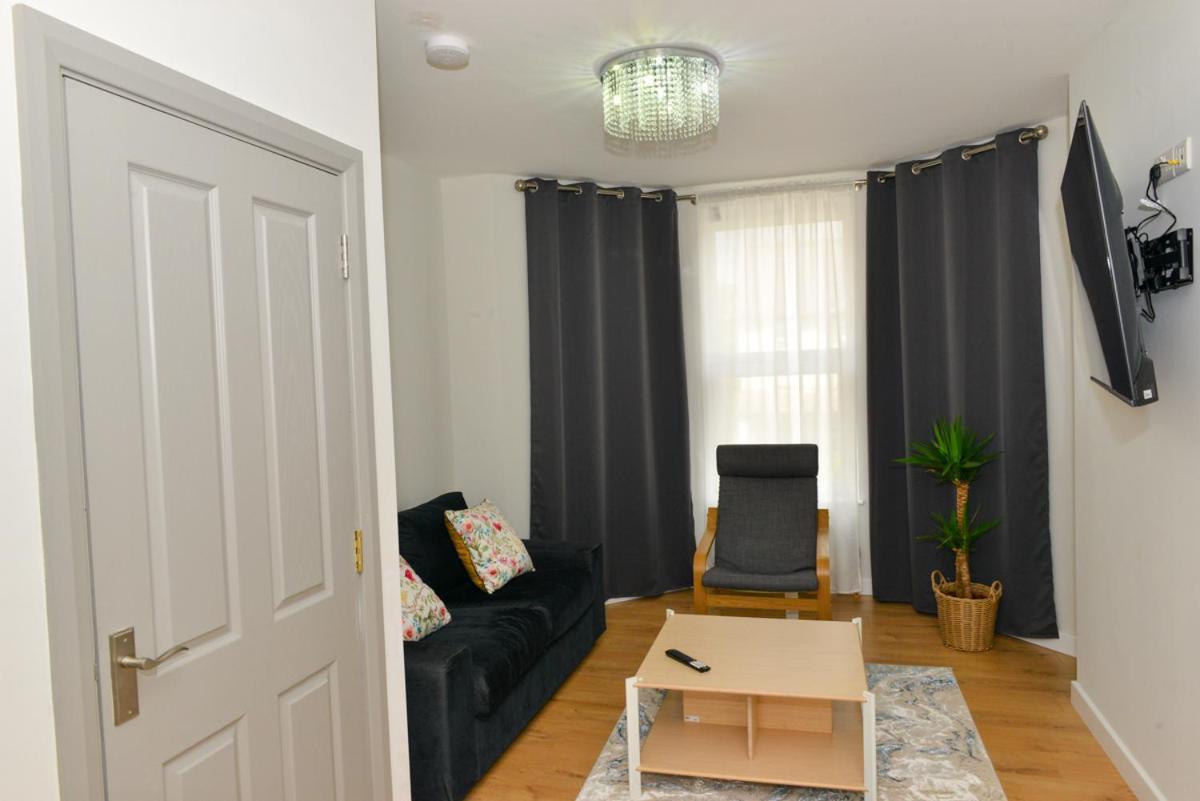 Esterville Apartments 1 And 2 Bedrooms Hot Tub Availability Belfast Dış mekan fotoğraf